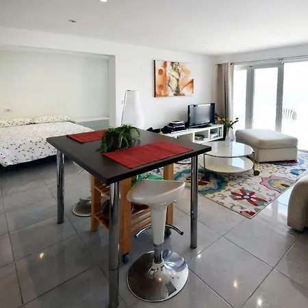 Apartment Tropicana *